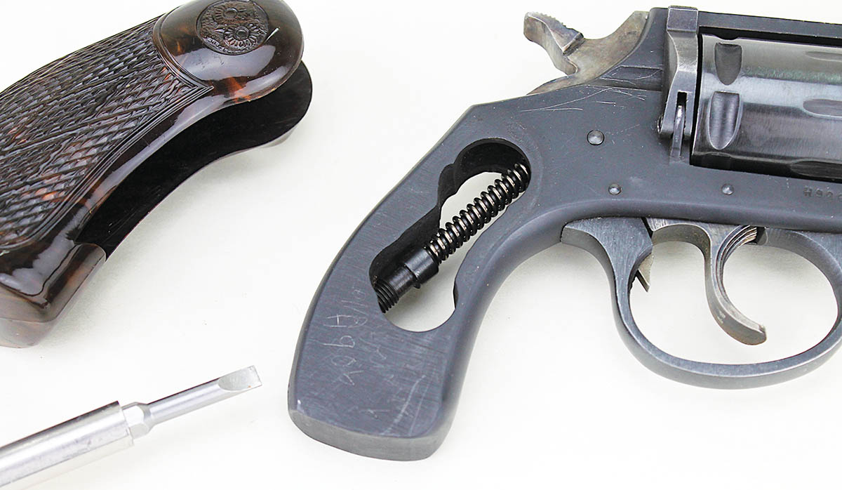 Mainspring tension is adjustable, affecting both trigger pull weight and forcefulness of the hammer fall. The exposed sear is visible behind the trigger.